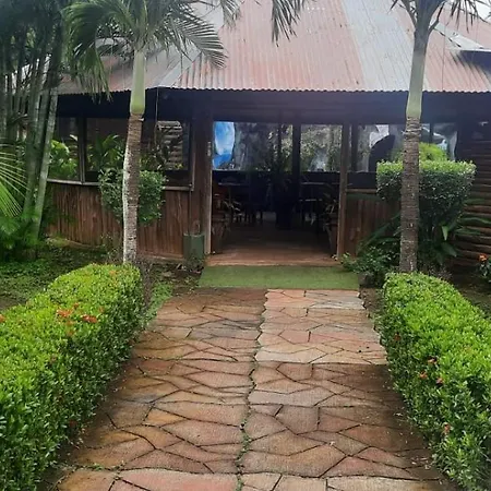 Hotel Cabanas La Teca-3
